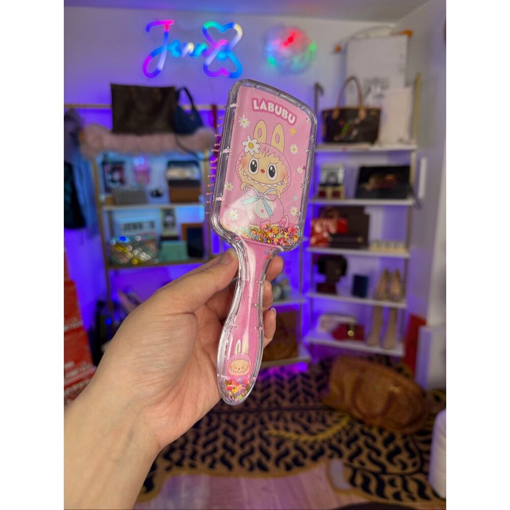 Labubu Pink Custom Hair Brush Acrylic Glitter Shaker Unused